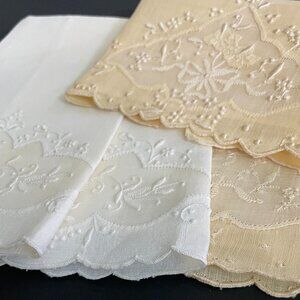 Madeira Vintage Guest Towels 2 Pairs White and Peach with Organdy Inserts